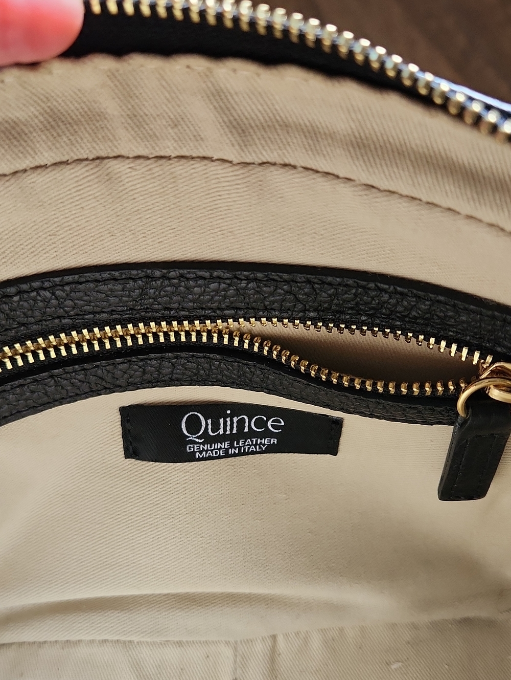Quince Black Italian Leather Crossbody Bag - Picture 11 of 12